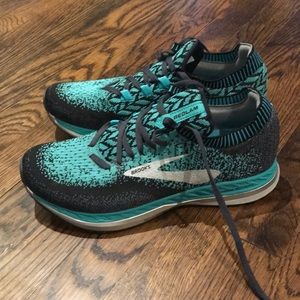 Brooks Bedlam (like new-come with box)